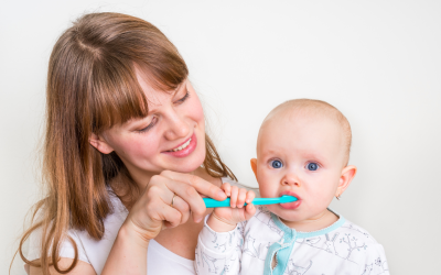 Comment brosser les dents de bébé ?